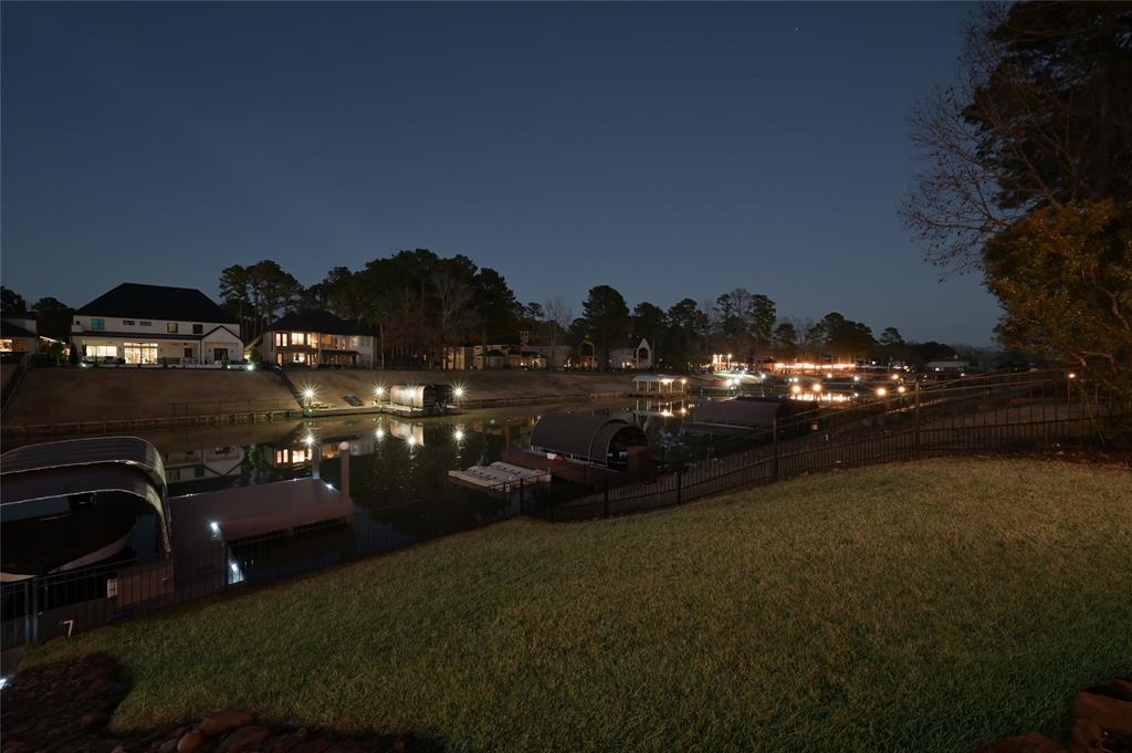 11427 S Grand Pine Drive, Montgomery, Texas image 35