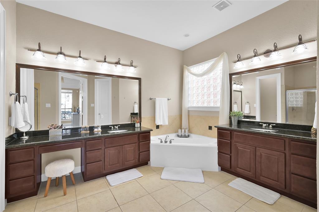 11427 S Grand Pine Drive, Montgomery, Texas image 15