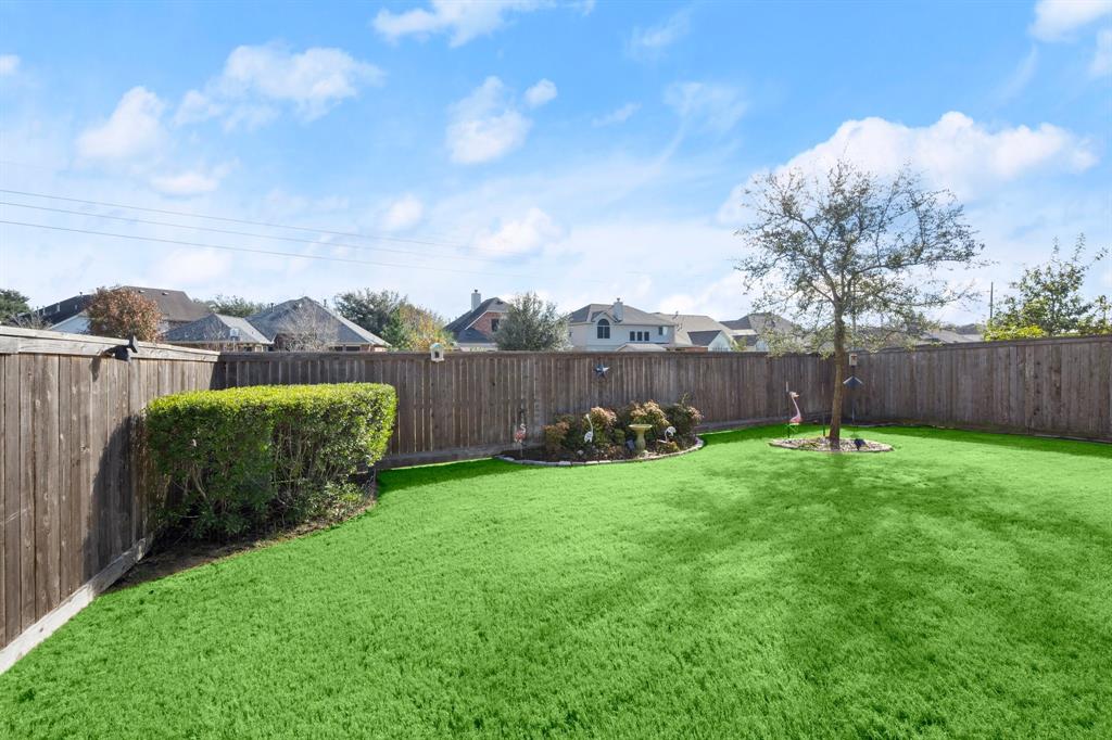 11642 Tranquility Summit Drive, Cypress, Texas image 3