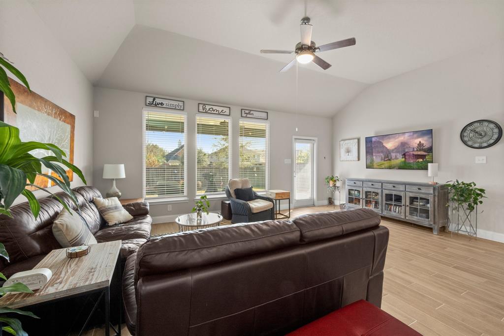 11642 Tranquility Summit Drive, Cypress, Texas image 15