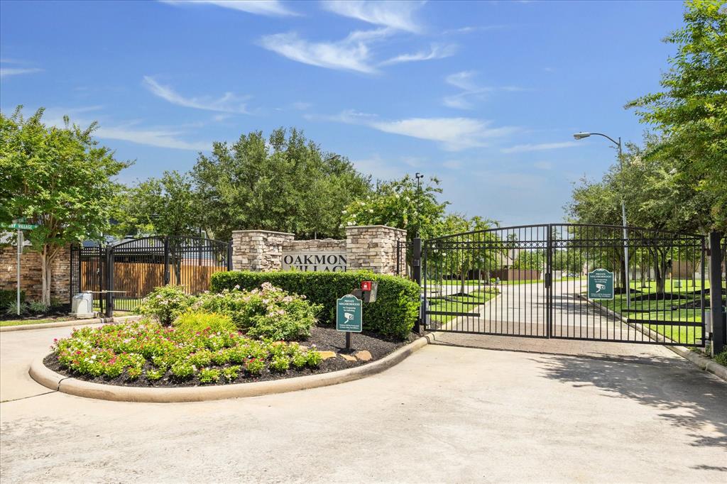 25207 Oak Star Drive