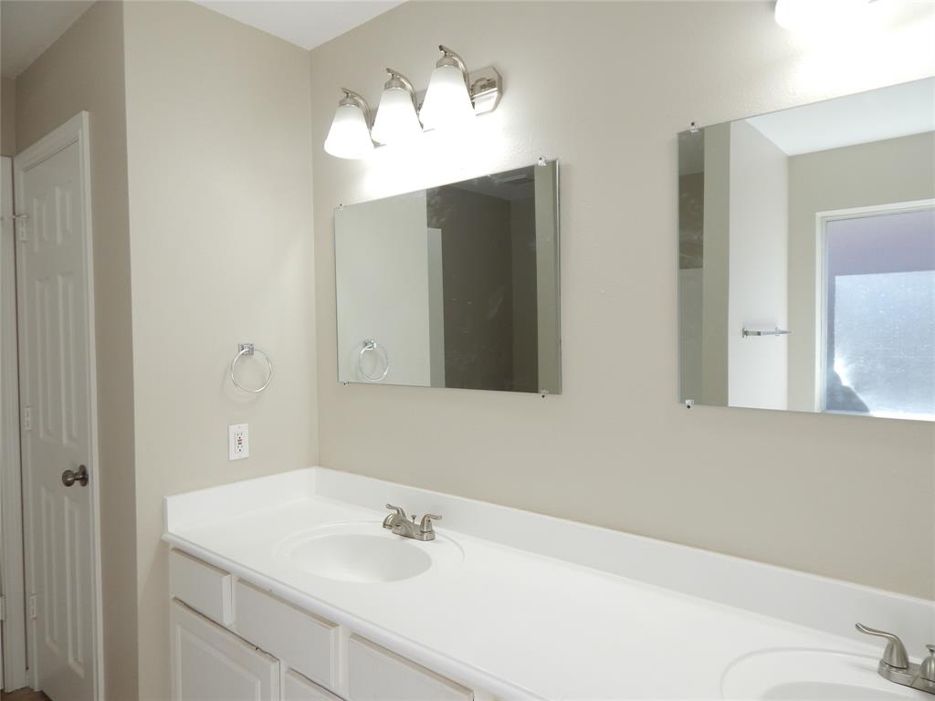 10718 Hillside Drive, Montgomery, Texas image 19