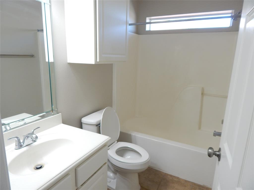 10718 Hillside Drive, Montgomery, Texas image 32