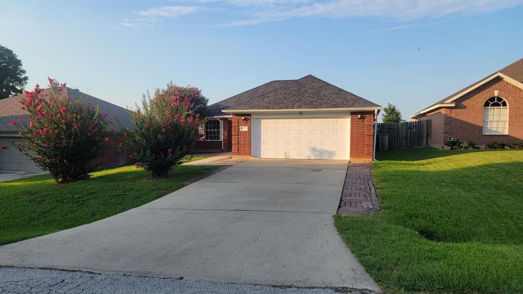 10718 Hillside Drive, Montgomery, Texas image 2