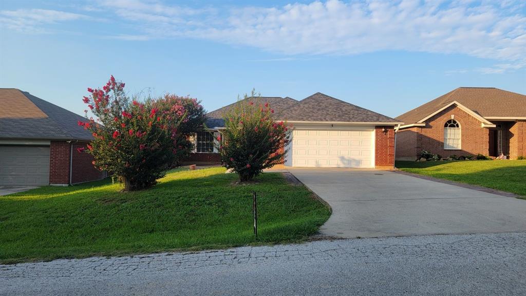 10718 Hillside Drive, Montgomery, Texas image 1