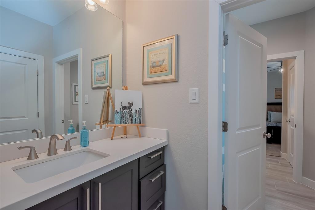 1409 Axleridge Drive, Conroe, Texas image 24