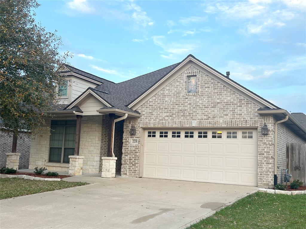 228 Passendale Lane
