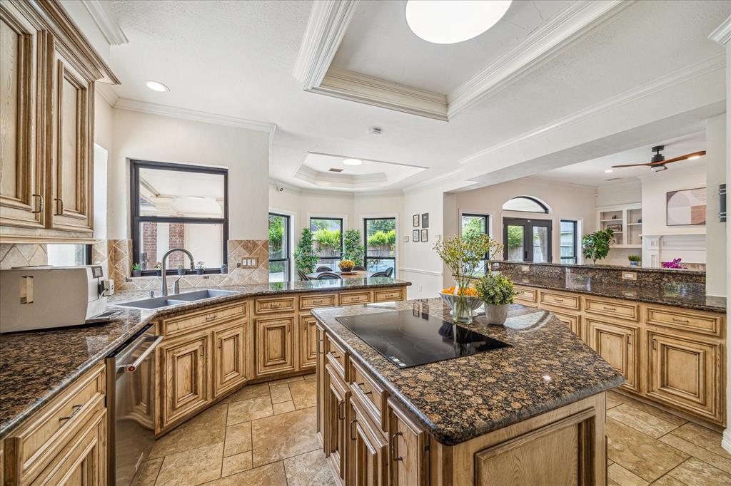 3410 Creekstone Drive, Sugar Land, Texas image 19