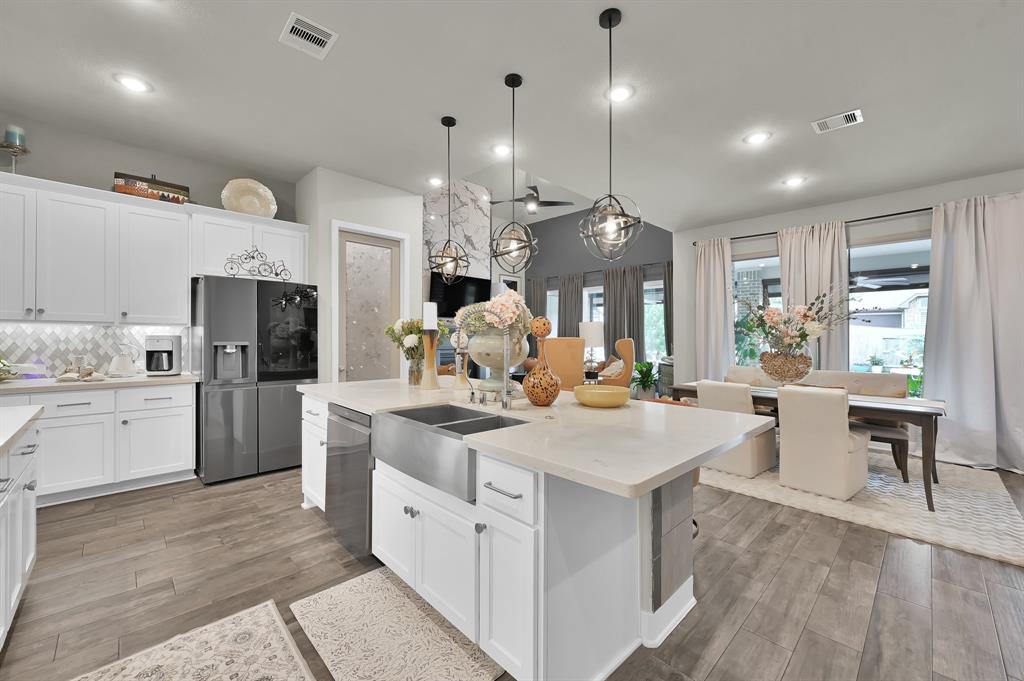 17402 Orchid Falls Lane, Conroe, Texas image 12