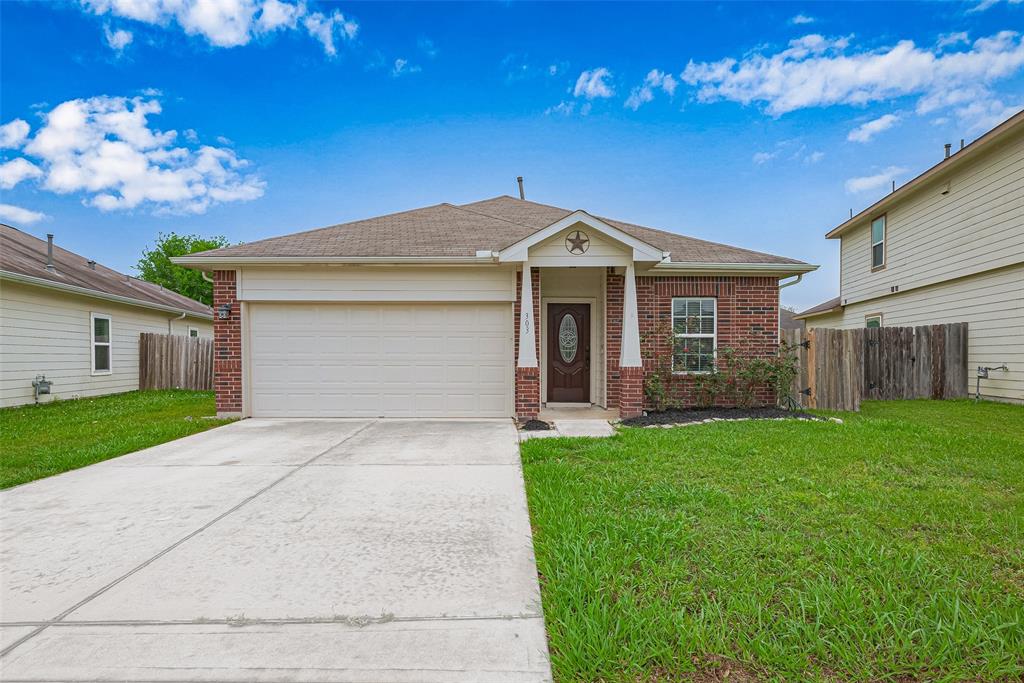 303 Stevia Avenue, Crosby, Texas image 2