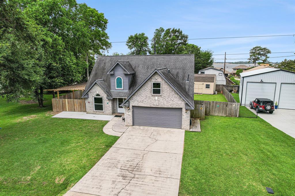 3711 Lake Breeze Lane