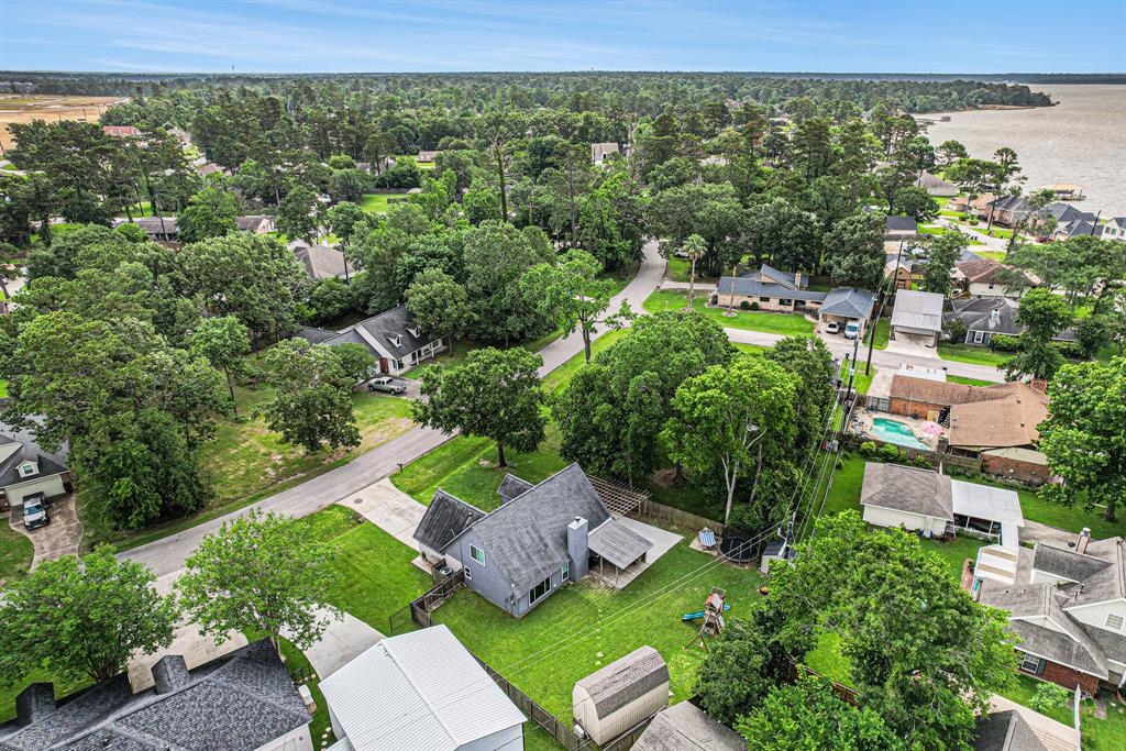 3711 Lake Breeze Lane, Crosby, Texas image 31