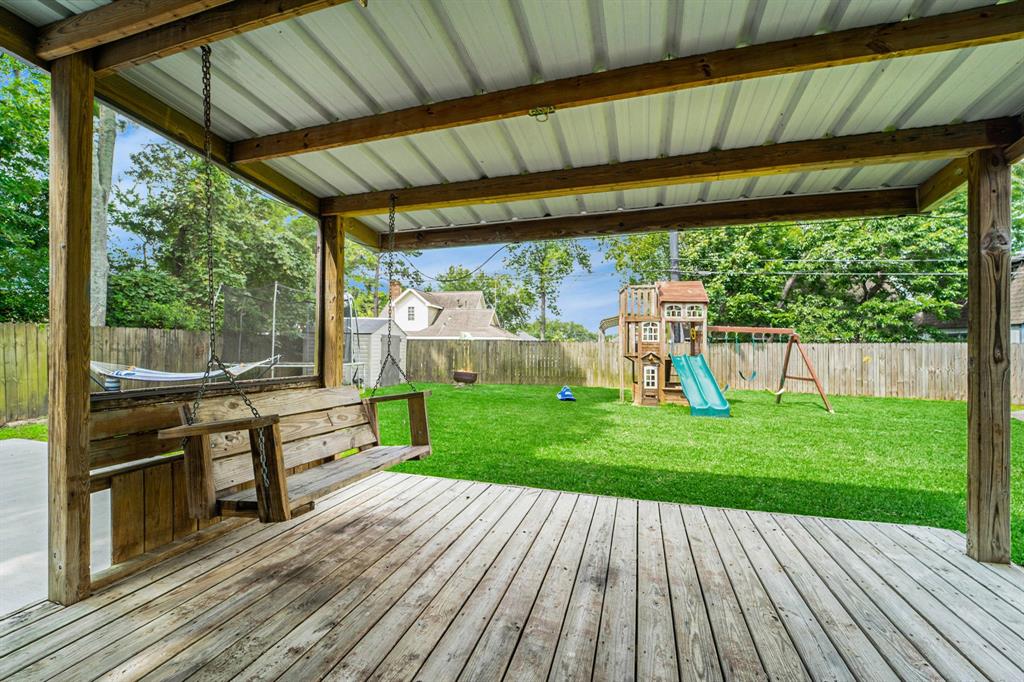 3711 Lake Breeze Lane, Crosby, Texas image 25