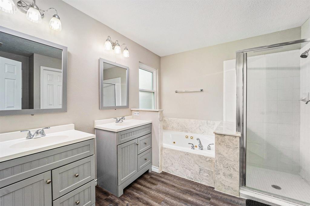 3711 Lake Breeze Lane, Crosby, Texas image 18