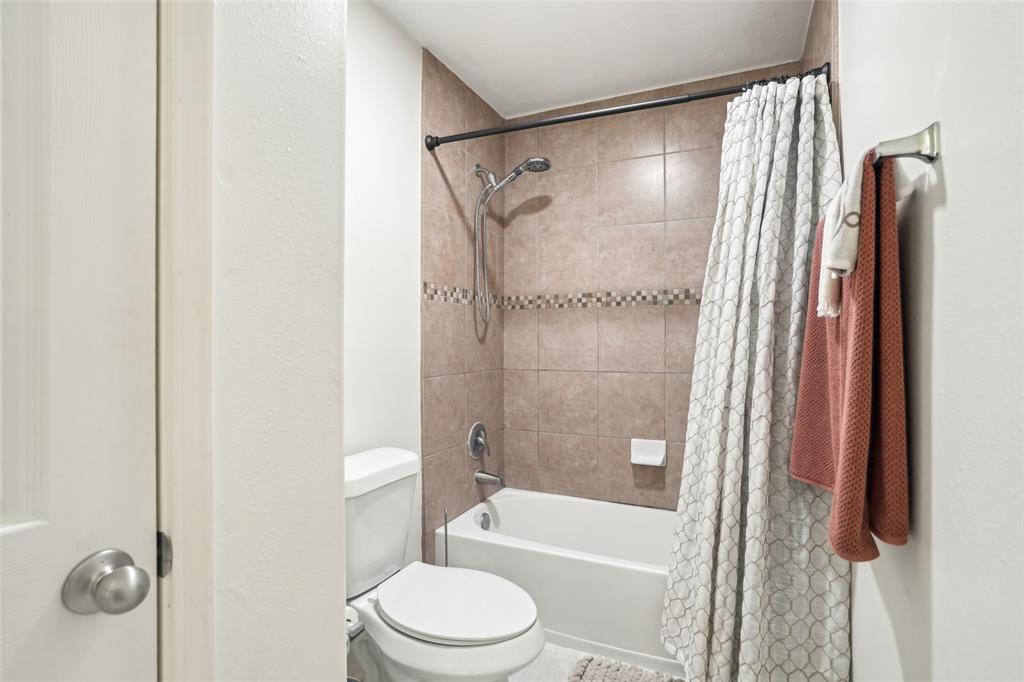 14 Carmel Chase Court, Manvel, Texas image 29