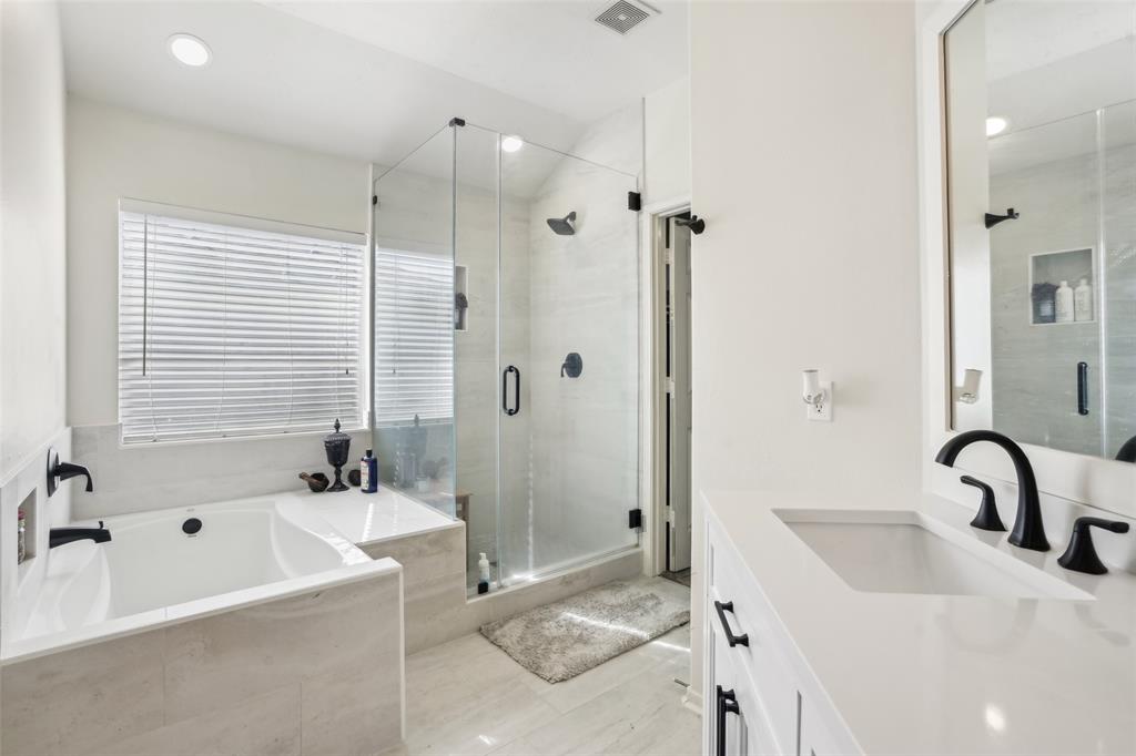 14 Carmel Chase Court, Manvel, Texas image 38