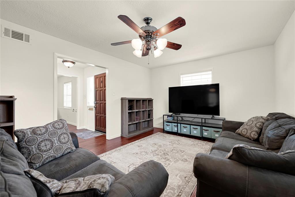 1311 Dandridge Avenue, Pasadena, Texas image 6