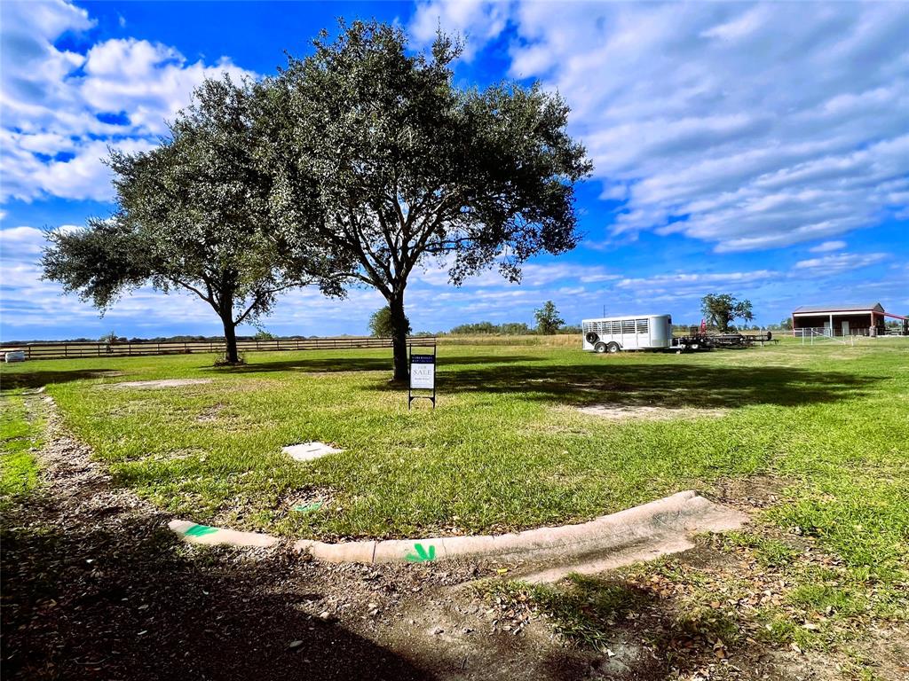 Bunton Drive, El Campo, Texas image 1