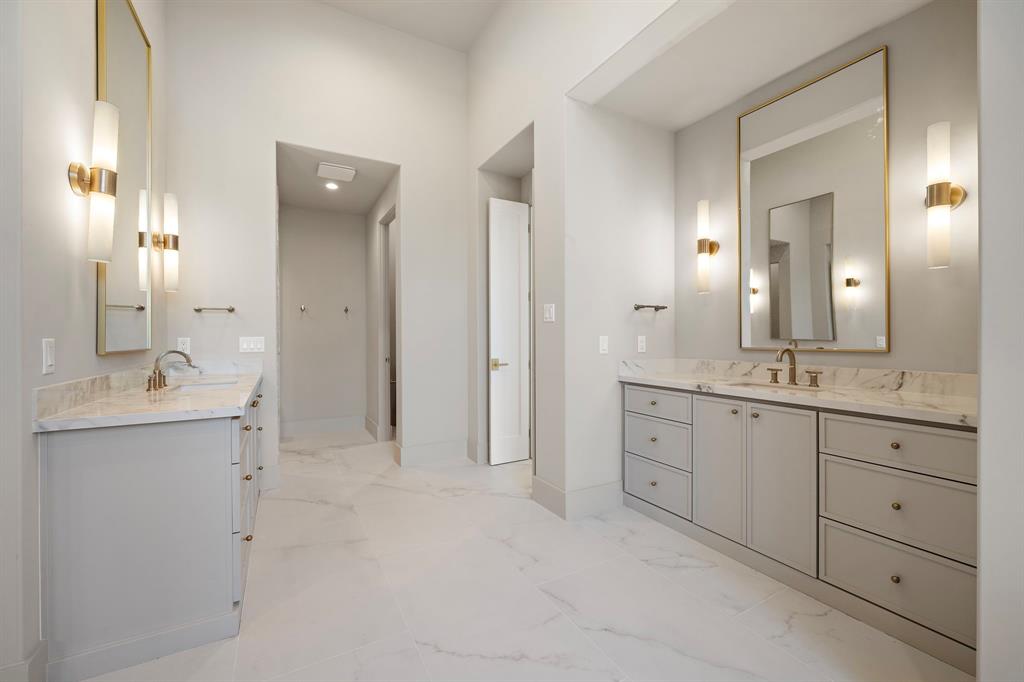 38 Country Classic Circle, Tomball, Texas image 30