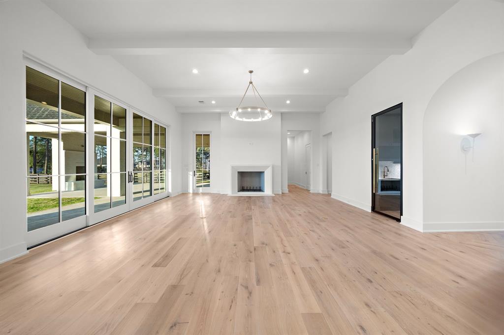 38 Country Classic Circle, Tomball, Texas image 18