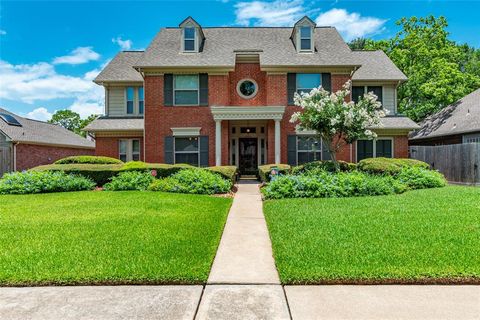 A home in Clear Lake City