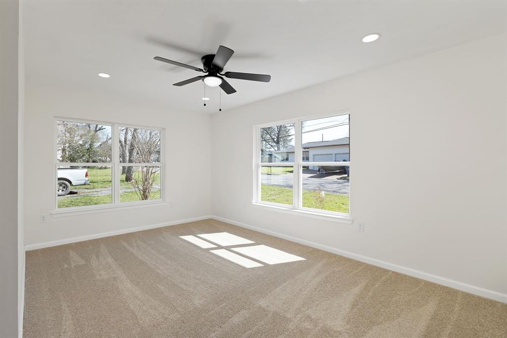 712 E Kuehn Street, Bellville, Texas image 13