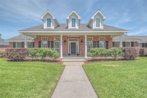 7028 Longmire Circle Conroe TX 77304