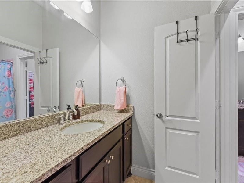 20326 Scarlett Saddle Court, Cypress, Texas image 32