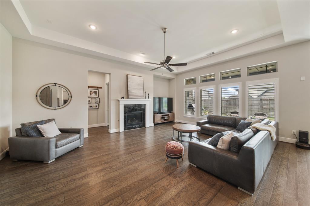 1126 Mcmurtry Ridge Drive, Katy, Texas image 12