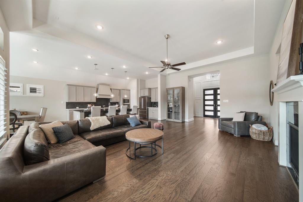 1126 Mcmurtry Ridge Drive, Katy, Texas image 11