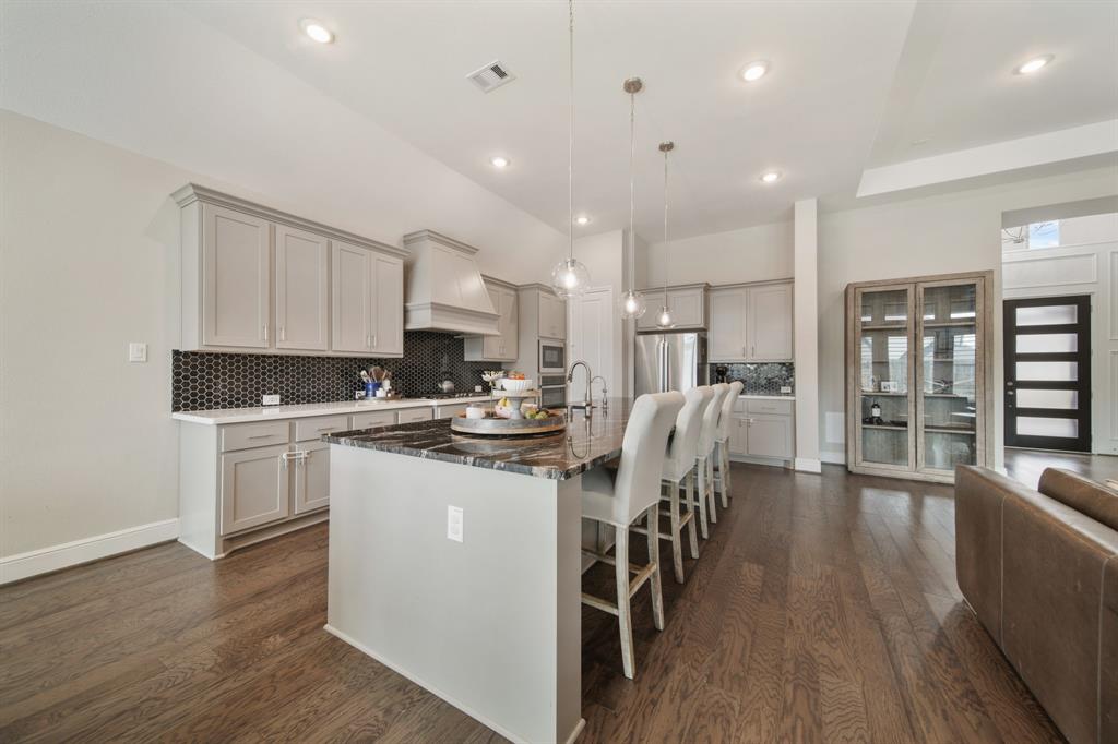 1126 Mcmurtry Ridge Drive, Katy, Texas image 7