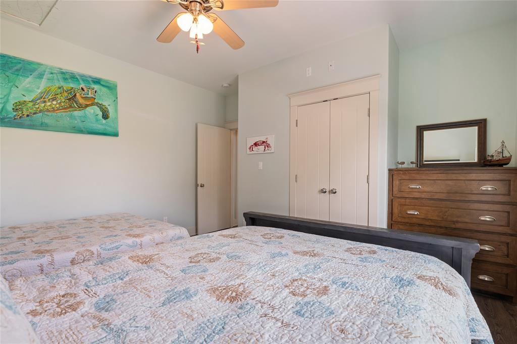 2585 Tide Drive, Crystal Beach, Texas image 28