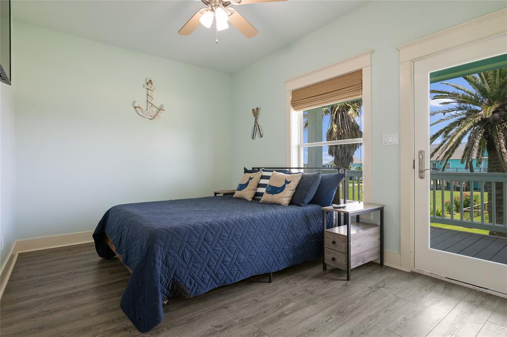 2585 Tide Drive, Crystal Beach, Texas image 29
