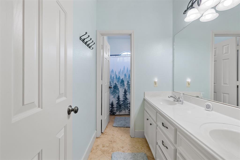 6725 S Sycamore Crossing Road, Bellville, Texas image 14