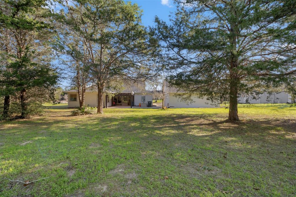 6725 S Sycamore Crossing Road, Bellville, Texas image 5