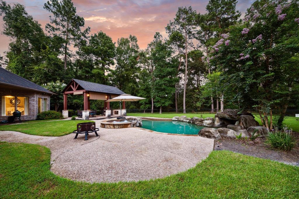 10250 Clubhouse Circle, Magnolia, Texas image 33