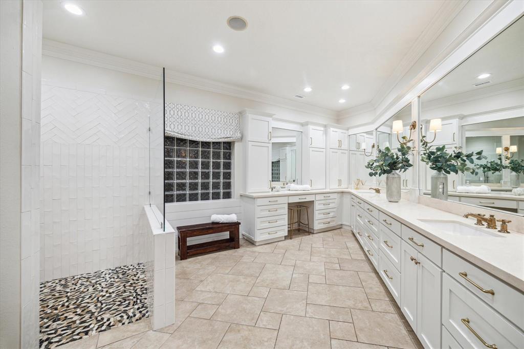 10250 Clubhouse Circle, Magnolia, Texas image 19