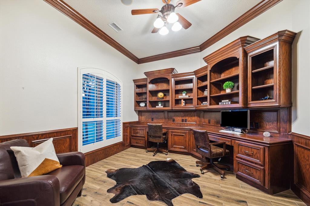 10250 Clubhouse Circle, Magnolia, Texas image 8