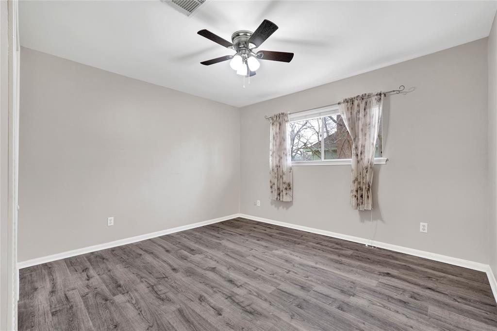4246 Crownwood Drive, Seabrook, Texas image 35