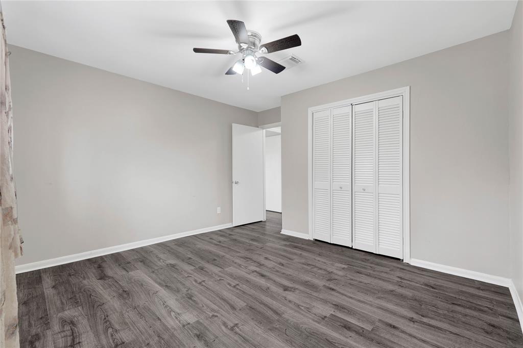 4246 Crownwood Drive, Seabrook, Texas image 36