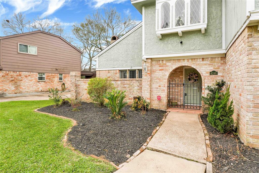 4246 Crownwood Drive, Seabrook, Texas image 3