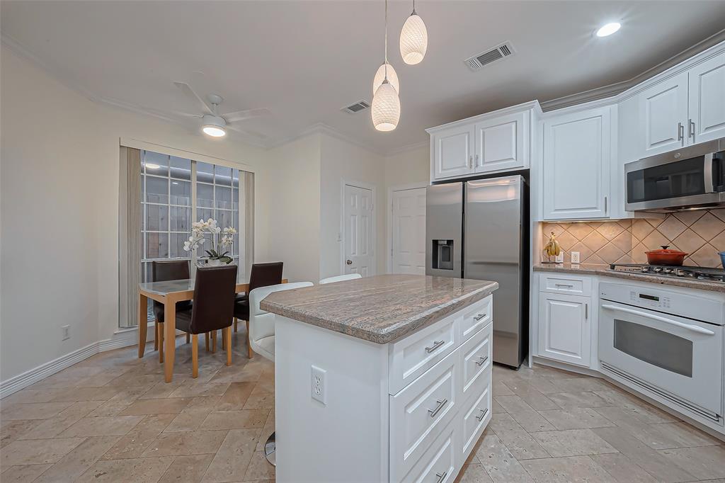 2022 Morse Street, Houston, Texas image 11