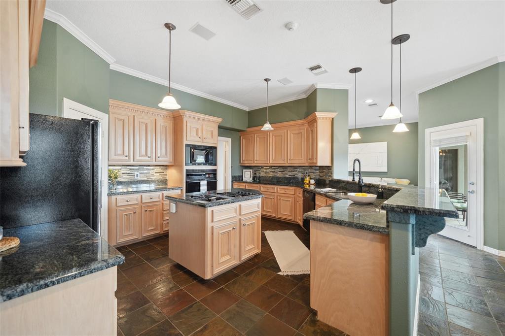 18719 Rusty Anchor Court, Humble, Texas image 11