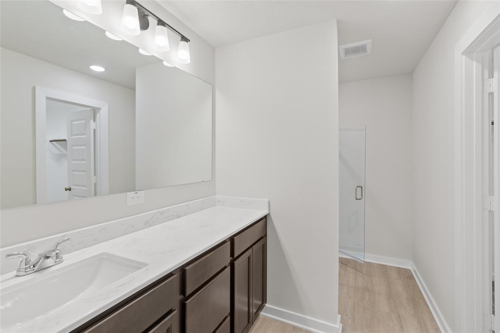 3017 Pampaneria Drive, Conroe, Texas image 11