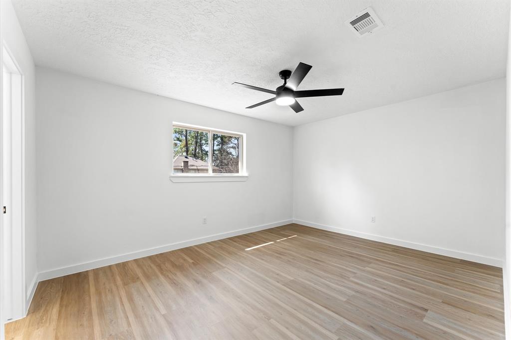 12019 Sleepy Pines Drive, Houston, Texas image 28
