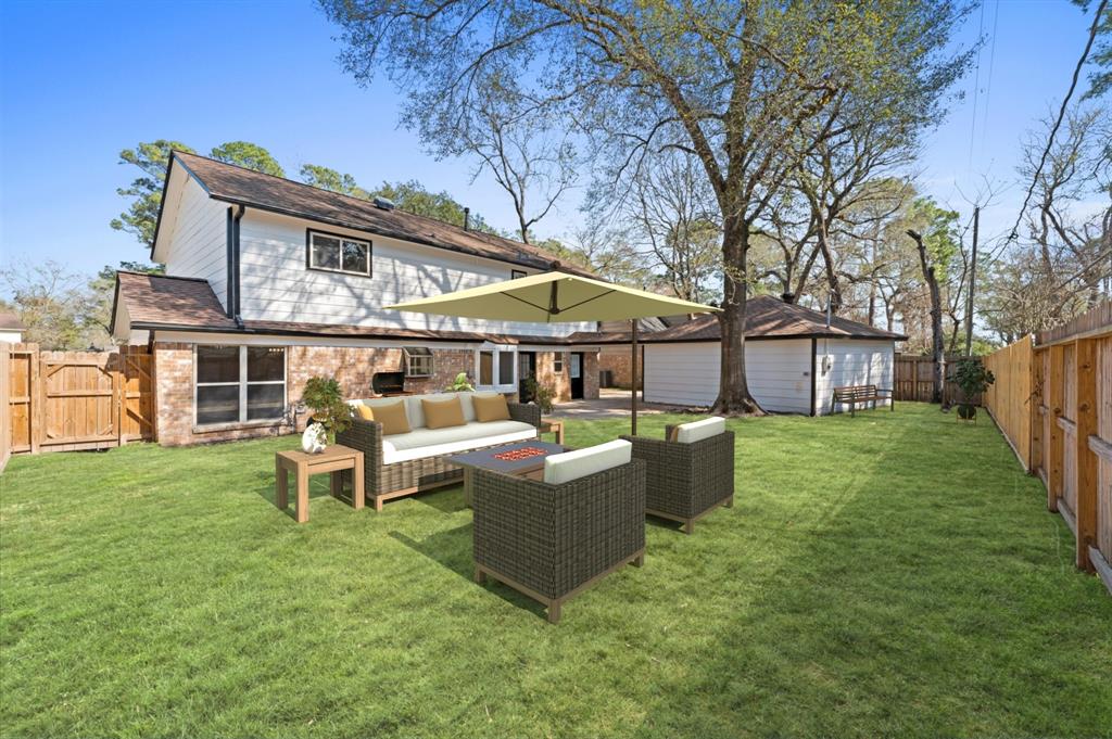 12019 Sleepy Pines Drive, Houston, Texas image 38