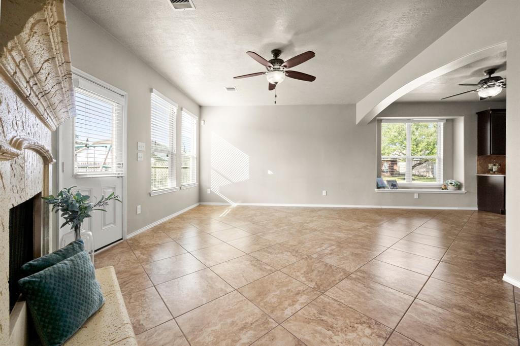 20231 Galena Falls Drive, Tomball, Texas image 17