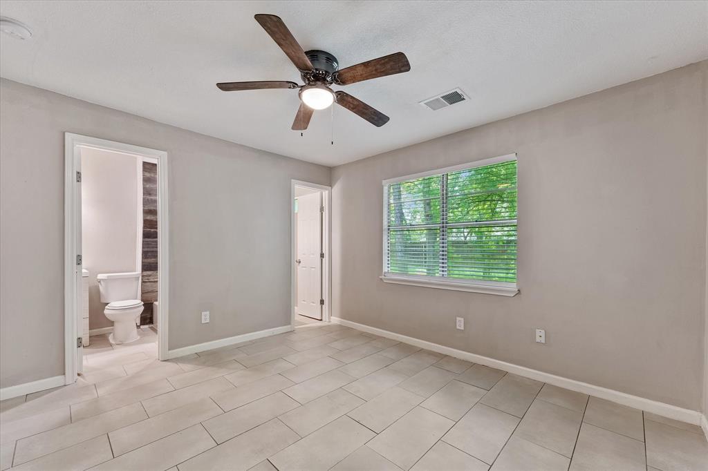 609 Tallow Drive, Conroe, Texas image 21