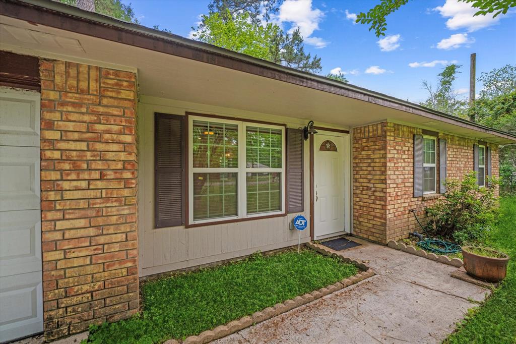 609 Tallow Drive, Conroe, Texas image 4