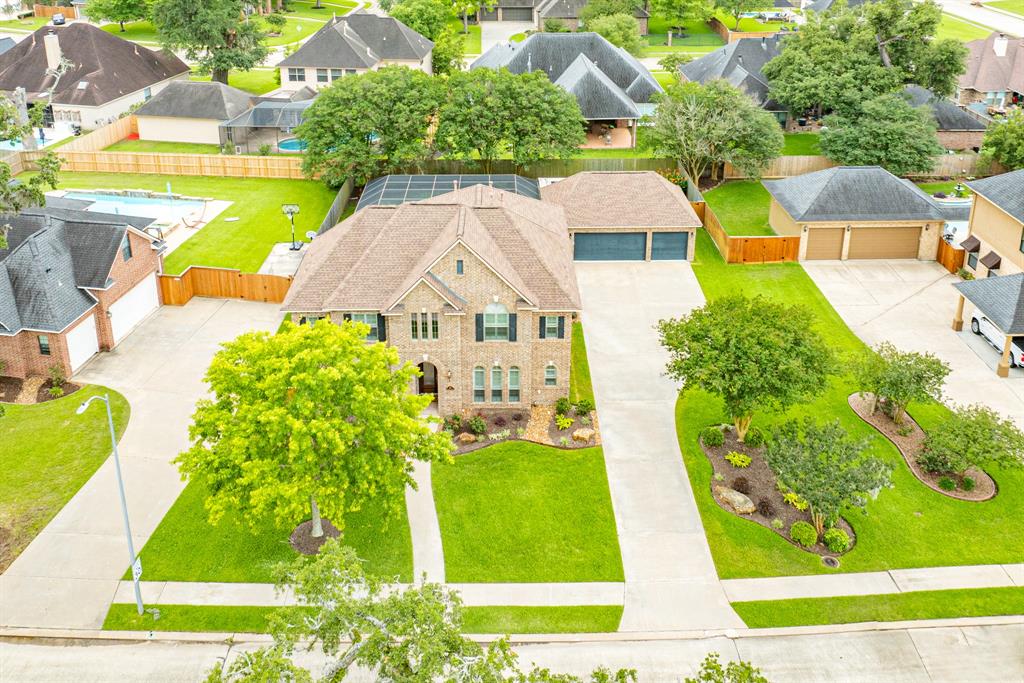106 Arrowhead Drive